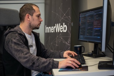 POIR9 — InnerWeb system administracji i monitorowania